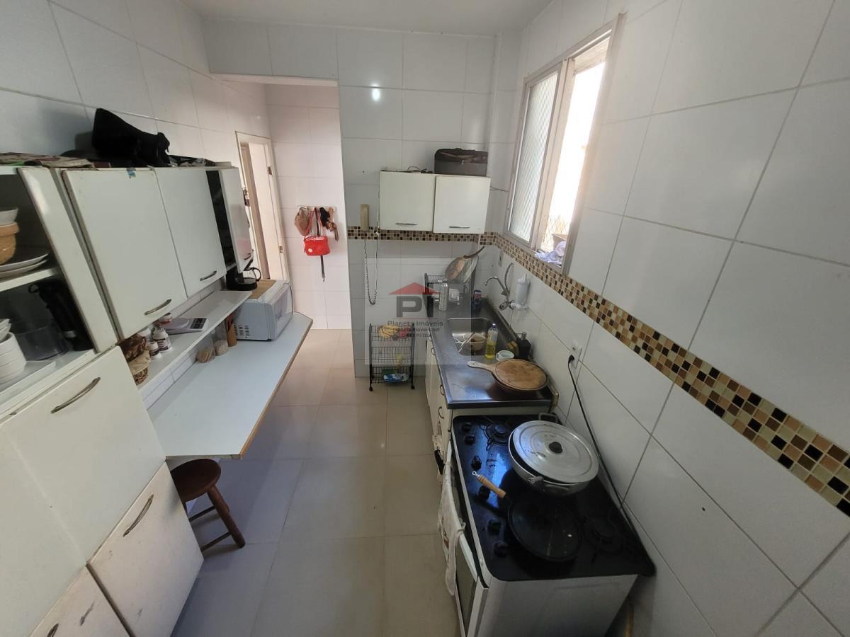 Apartamento à venda com 3 quartos, 107m² - Foto 4