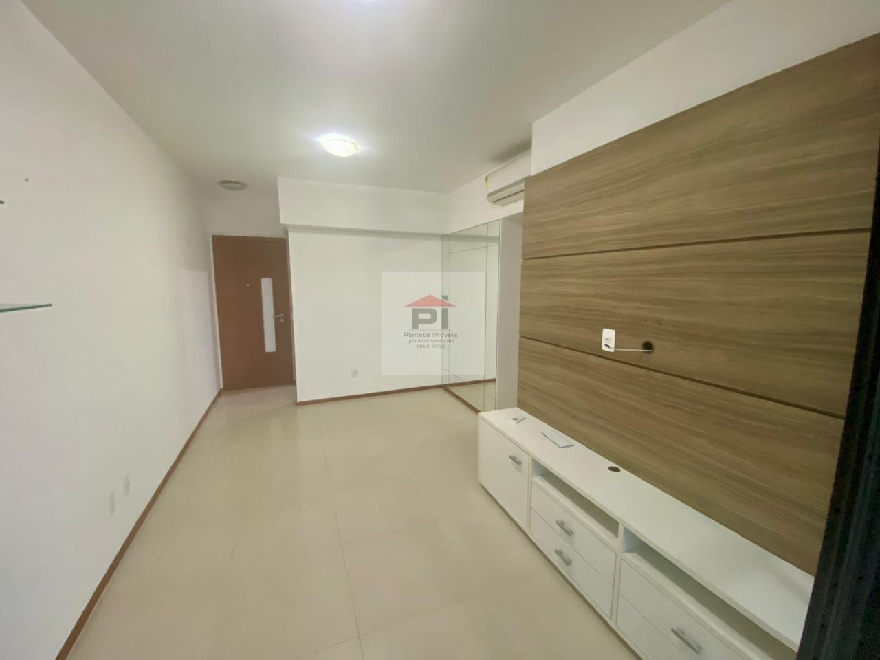 Apartamento à venda com 2 quartos, 70m² - Foto 5