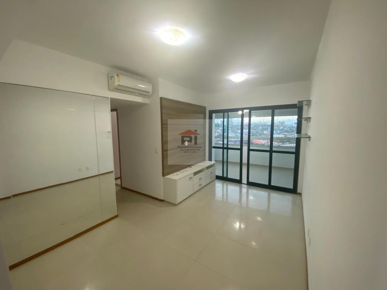 Apartamento à venda com 2 quartos, 70m² - Foto 3