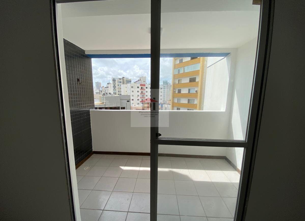 Apartamento à venda com 3 quartos, 76m² - Foto 12