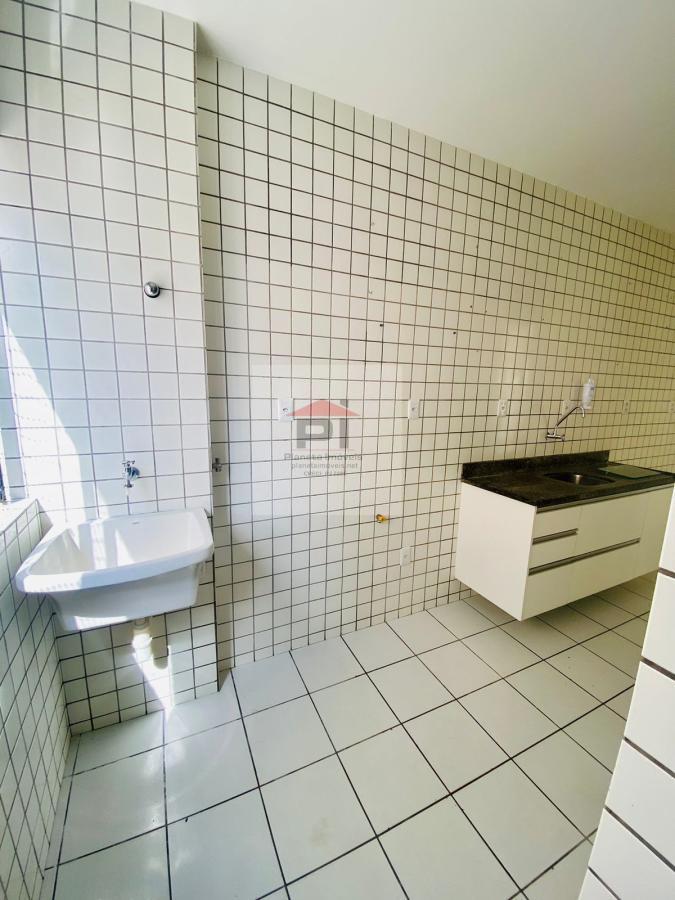 Apartamento à venda com 3 quartos, 70m² - Foto 3