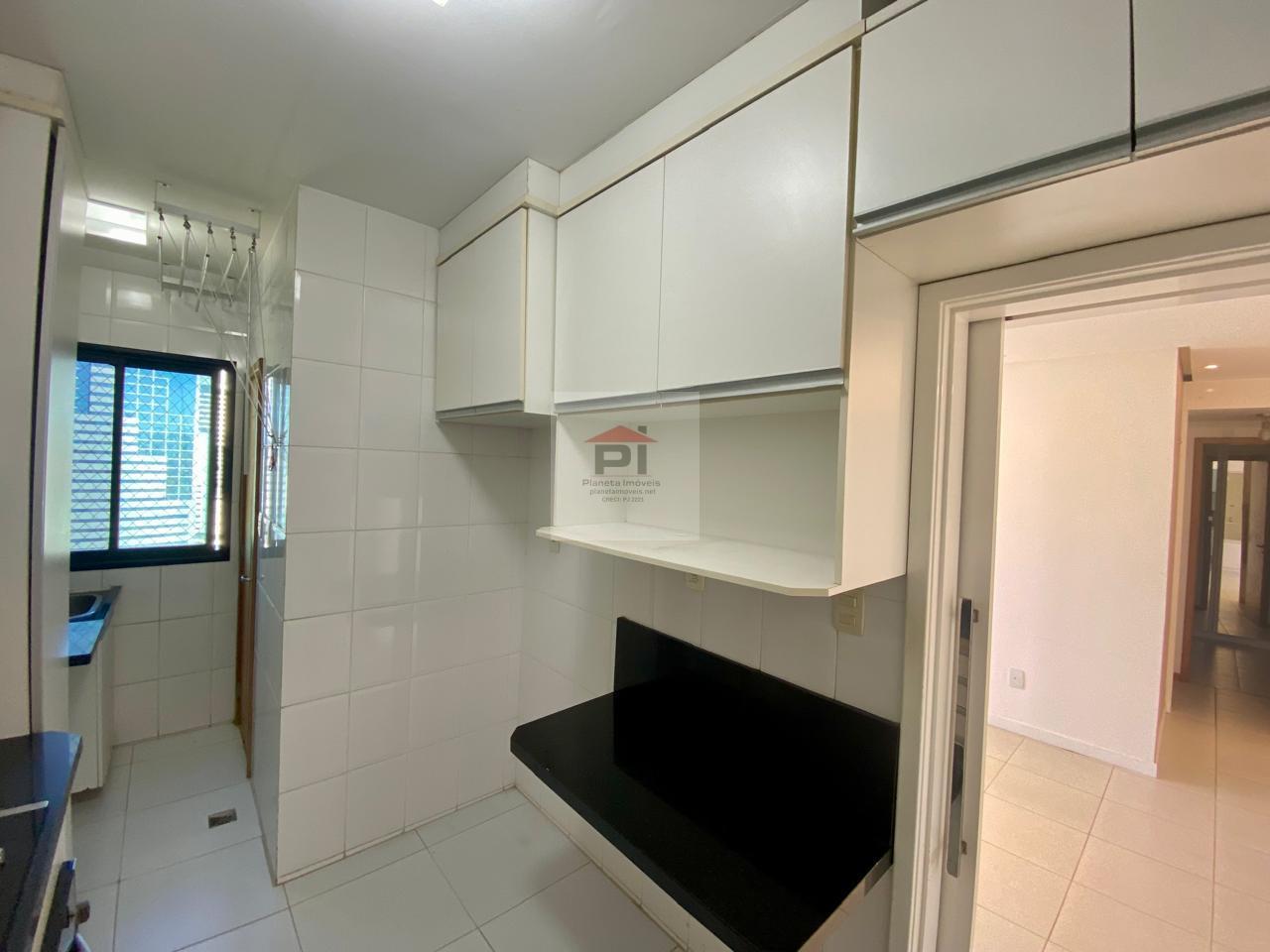 Apartamento à venda com 2 quartos, 65m² - Foto 11