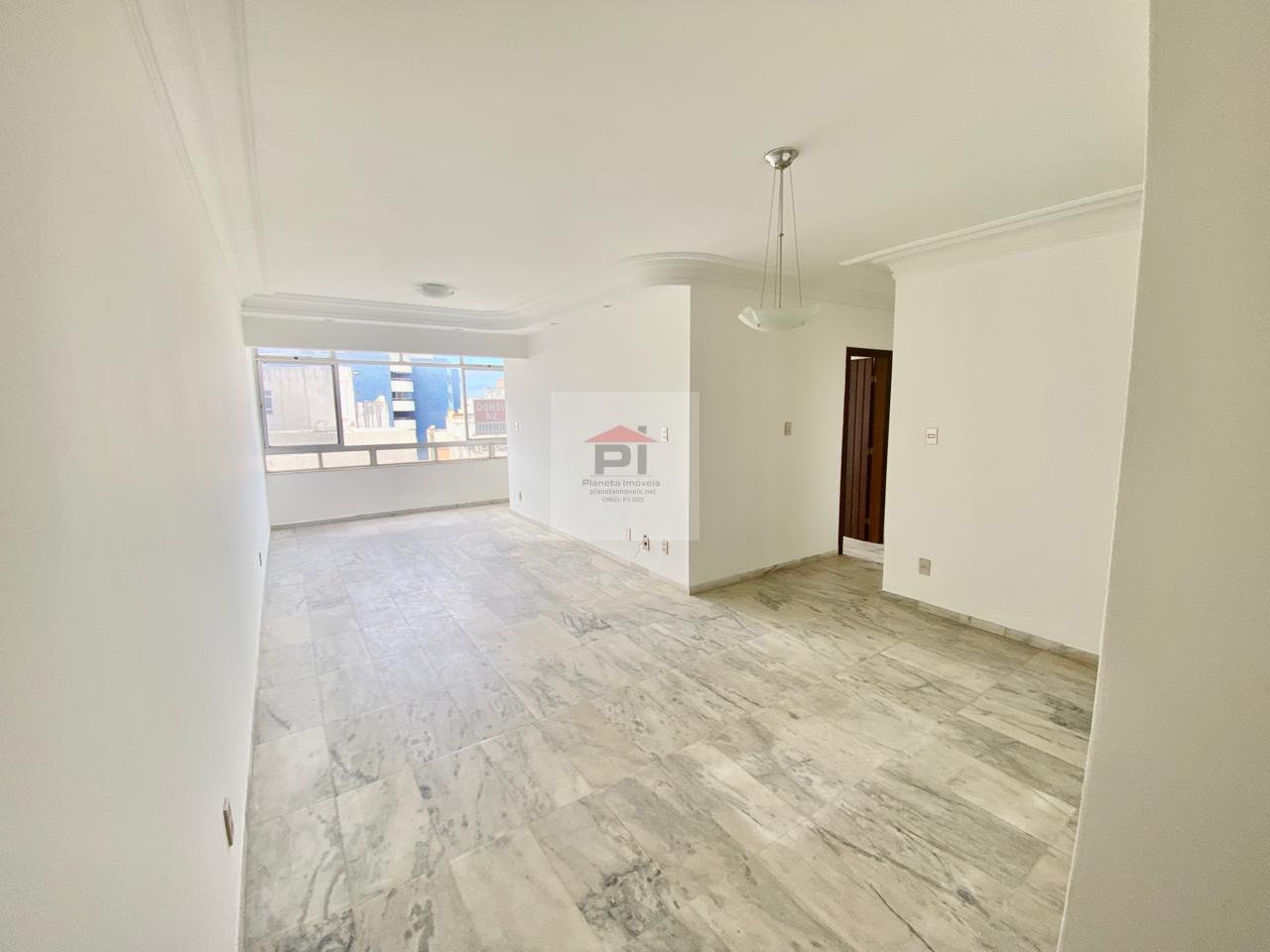 Apartamento à venda com 3 quartos, 120m² - Foto 2