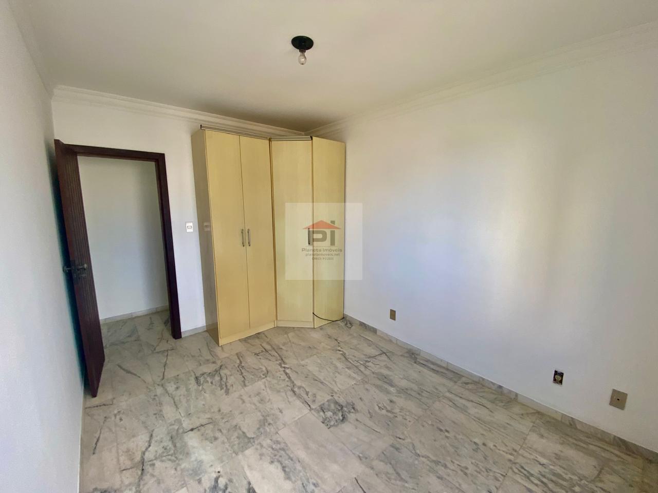 Apartamento à venda com 3 quartos, 120m² - Foto 4