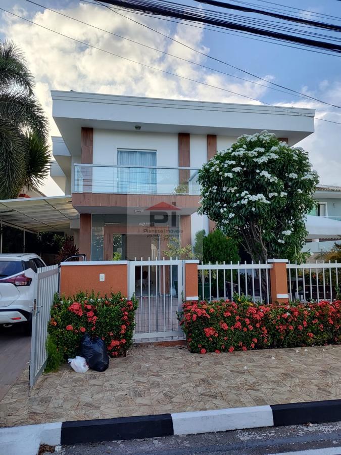 Casa de Condomínio à venda com 4 quartos, 313m² - Foto 1