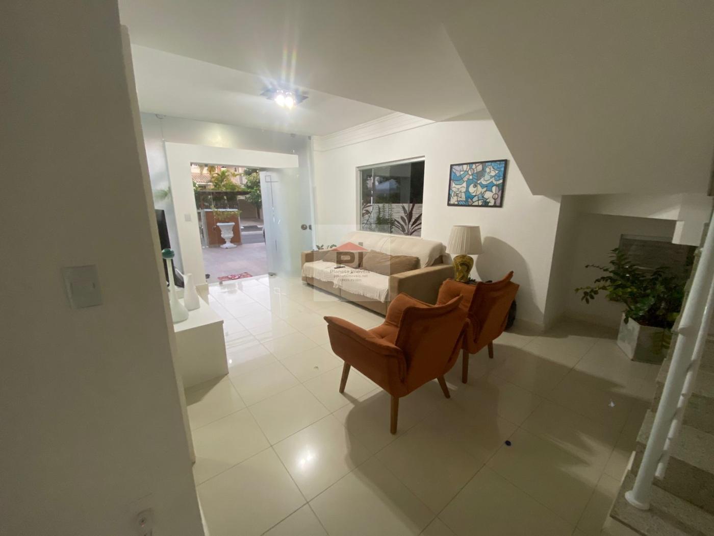 Casa de Condomínio à venda com 4 quartos, 313m² - Foto 3