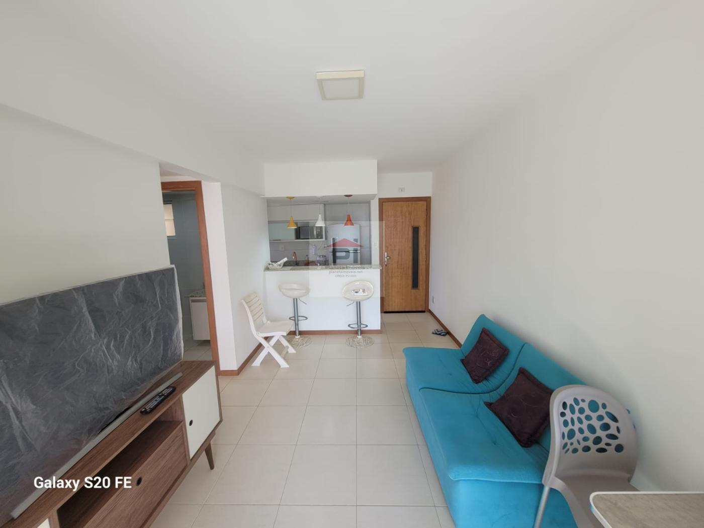 Apartamento à venda com 2 quartos, 64m² - Foto 4