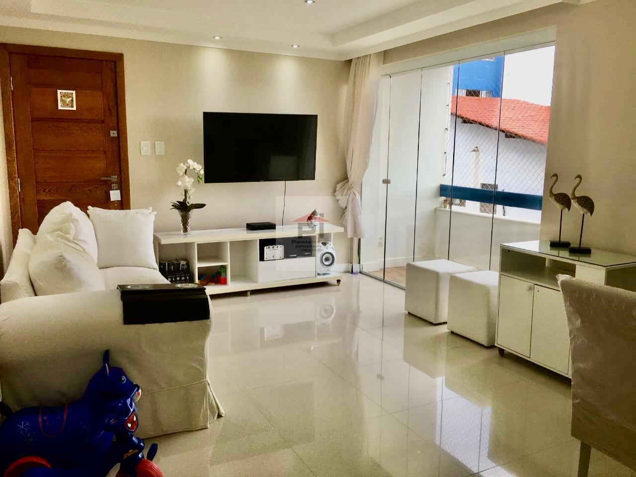 Apartamento à venda com 2 quartos, 65m² - Foto 1