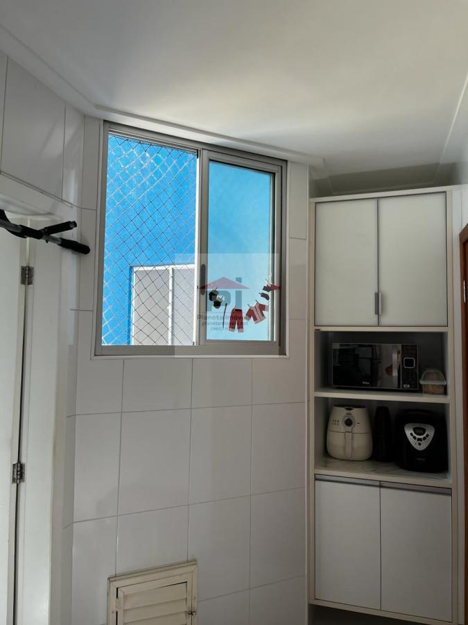 Apartamento à venda com 2 quartos, 65m² - Foto 11