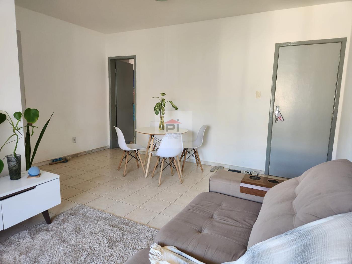 Apartamento à venda com 3 quartos, 80m² - Foto 2