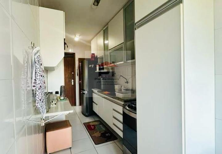 Apartamento à venda com 3 quartos, 94m² - Foto 7