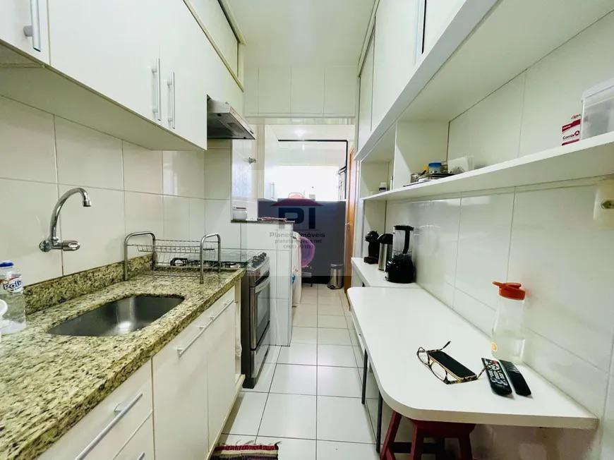 Apartamento à venda com 2 quartos, 72m² - Foto 9