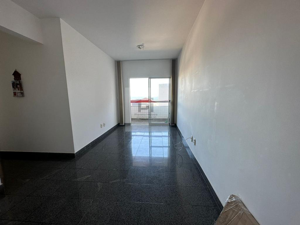 Apartamento à venda com 3 quartos, 68m² - Foto 1