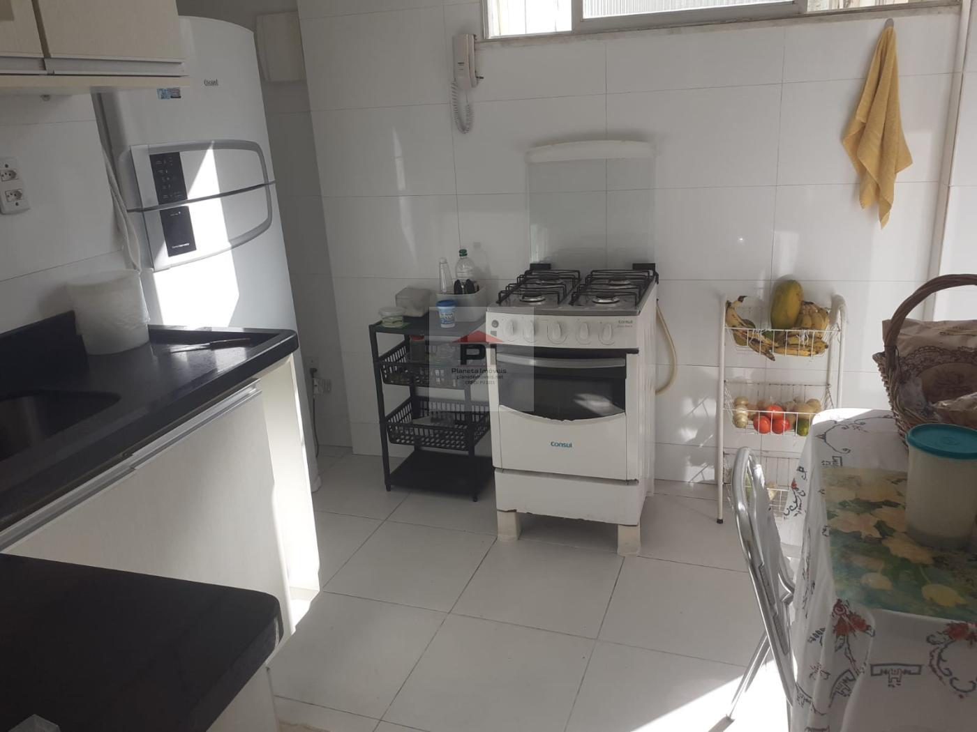 Apartamento à venda com 3 quartos, 130m² - Foto 9