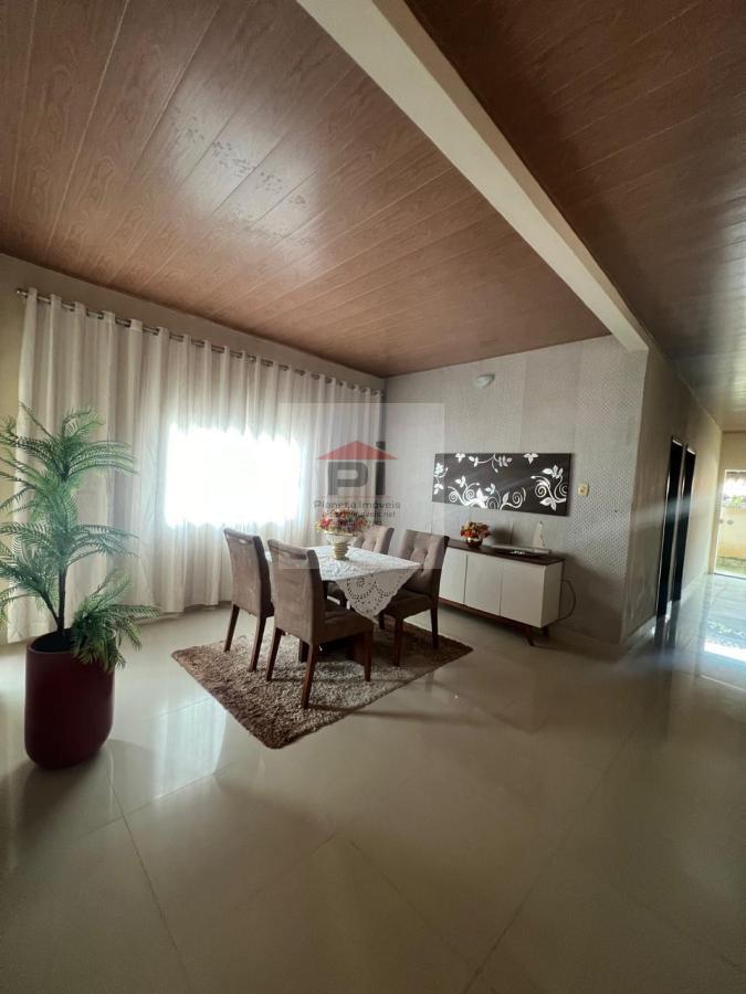 Casa de Condomínio à venda com 3 quartos, 300m² - Foto 3