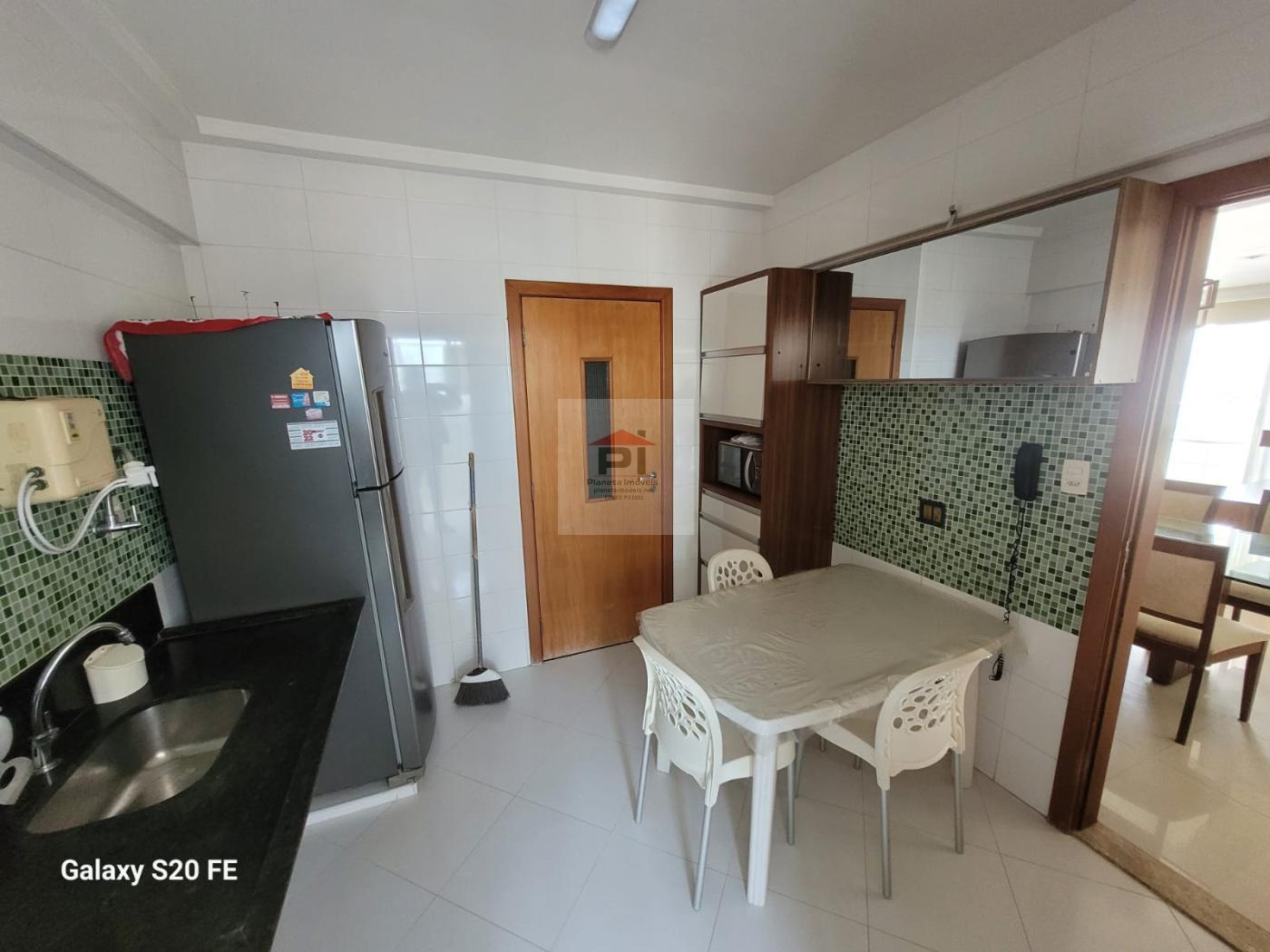 Apartamento à venda com 3 quartos, 105m² - Foto 17