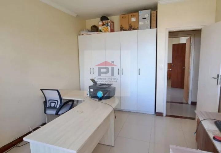 Apartamento à venda com 4 quartos, 208m² - Foto 3