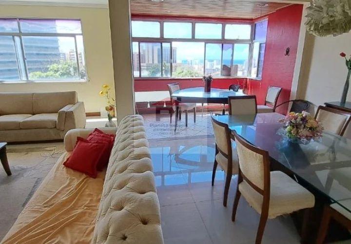 Apartamento à venda com 4 quartos, 208m² - Foto 2