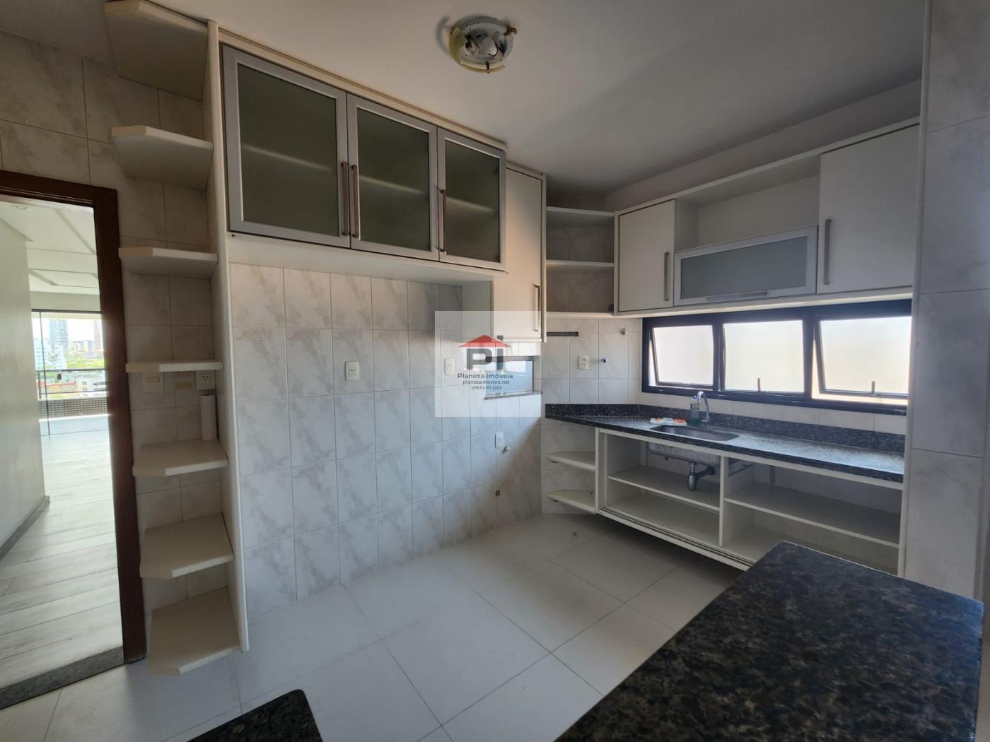 Apartamento à venda com 4 quartos, 140m² - Foto 9