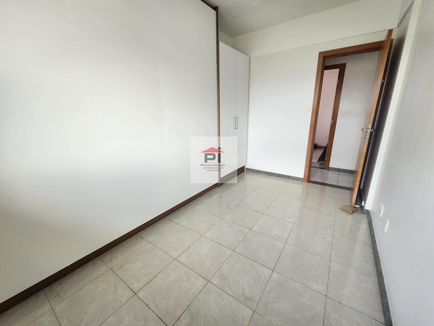 Apartamento à venda com 4 quartos, 140m² - Foto 20