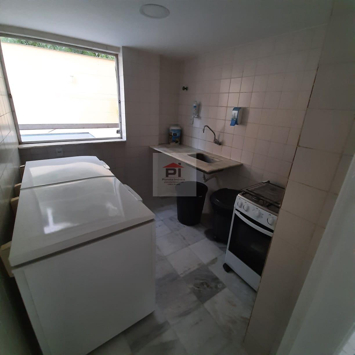 Apartamento à venda com 3 quartos, 121m² - Foto 18