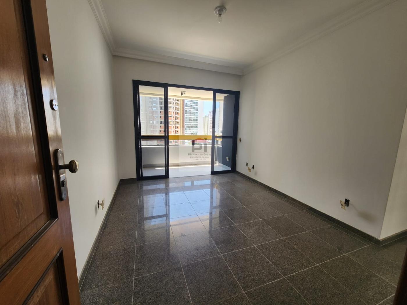 Apartamento à venda com 3 quartos, 98m² - Foto 1