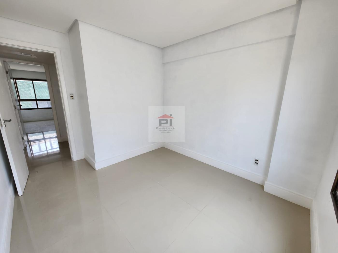 Apartamento à venda com 2 quartos, 60m² - Foto 7