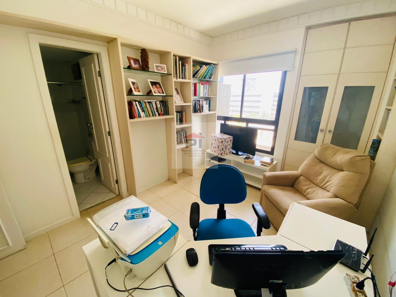 Apartamento à venda com 4 quartos, 226m² - Foto 11