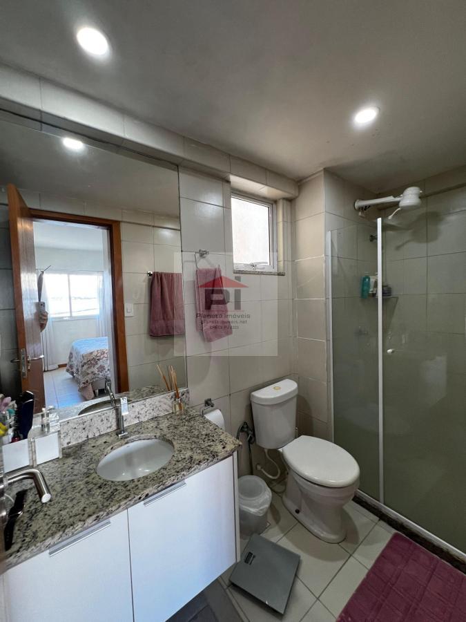 Apartamento à venda com 2 quartos, 64m² - Foto 12