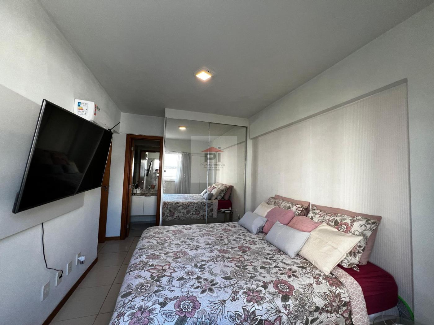 Apartamento à venda com 2 quartos, 64m² - Foto 11