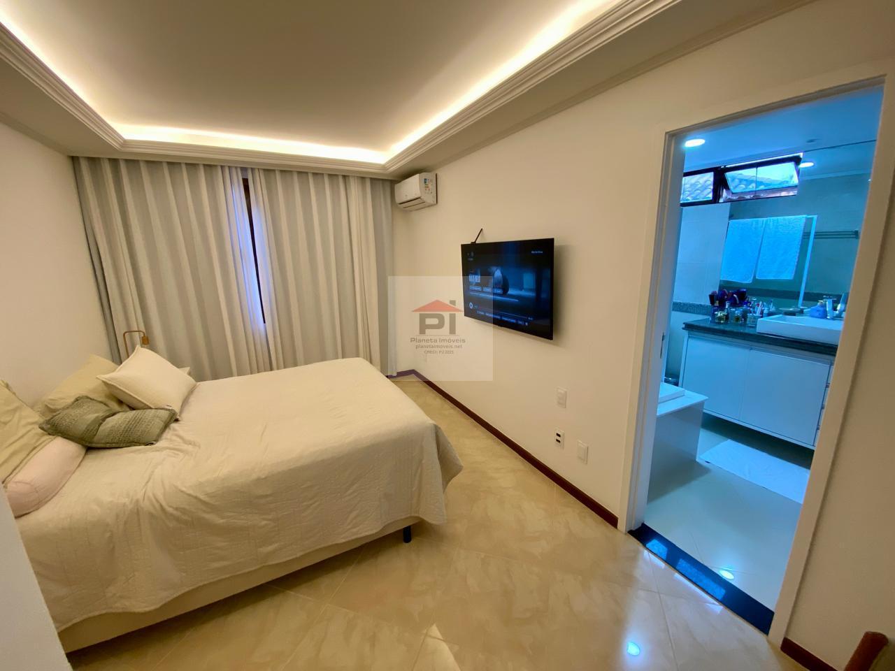 Casa à venda com 6 quartos, 310m² - Foto 21