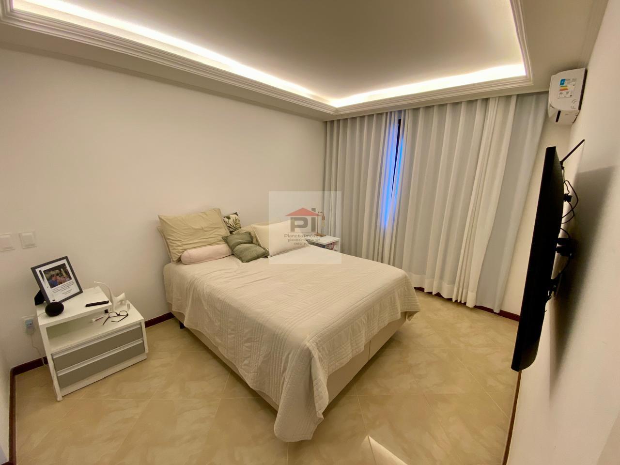 Casa à venda com 6 quartos, 310m² - Foto 25