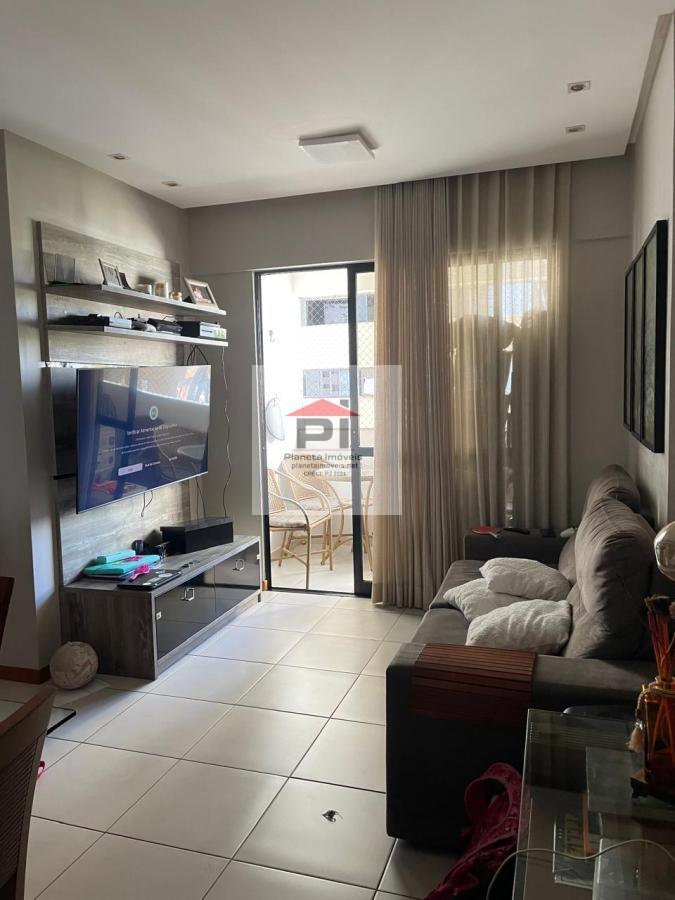 Apartamento à venda com 3 quartos, 86m² - Foto 2