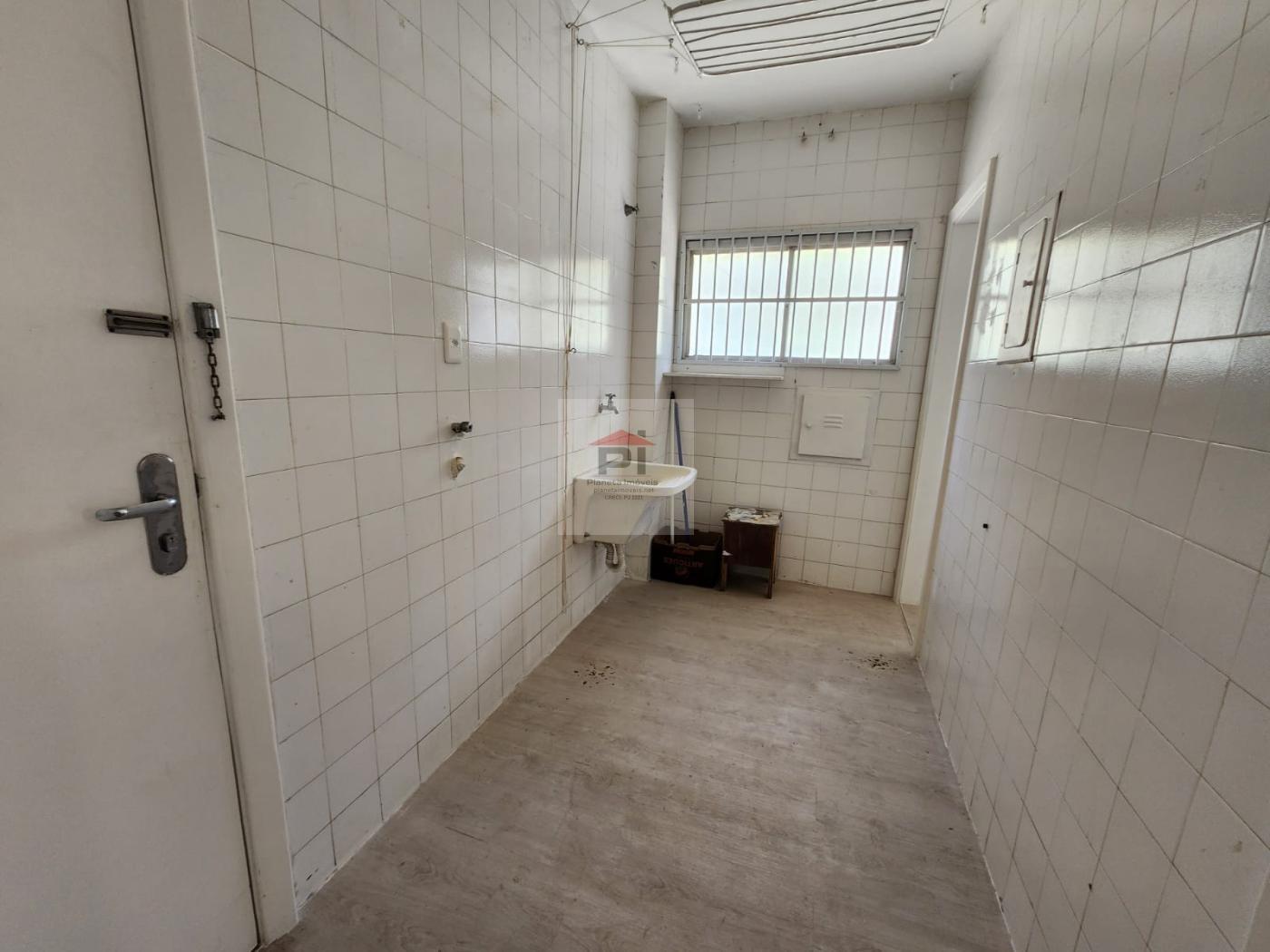 Apartamento à venda com 3 quartos, 137m² - Foto 8