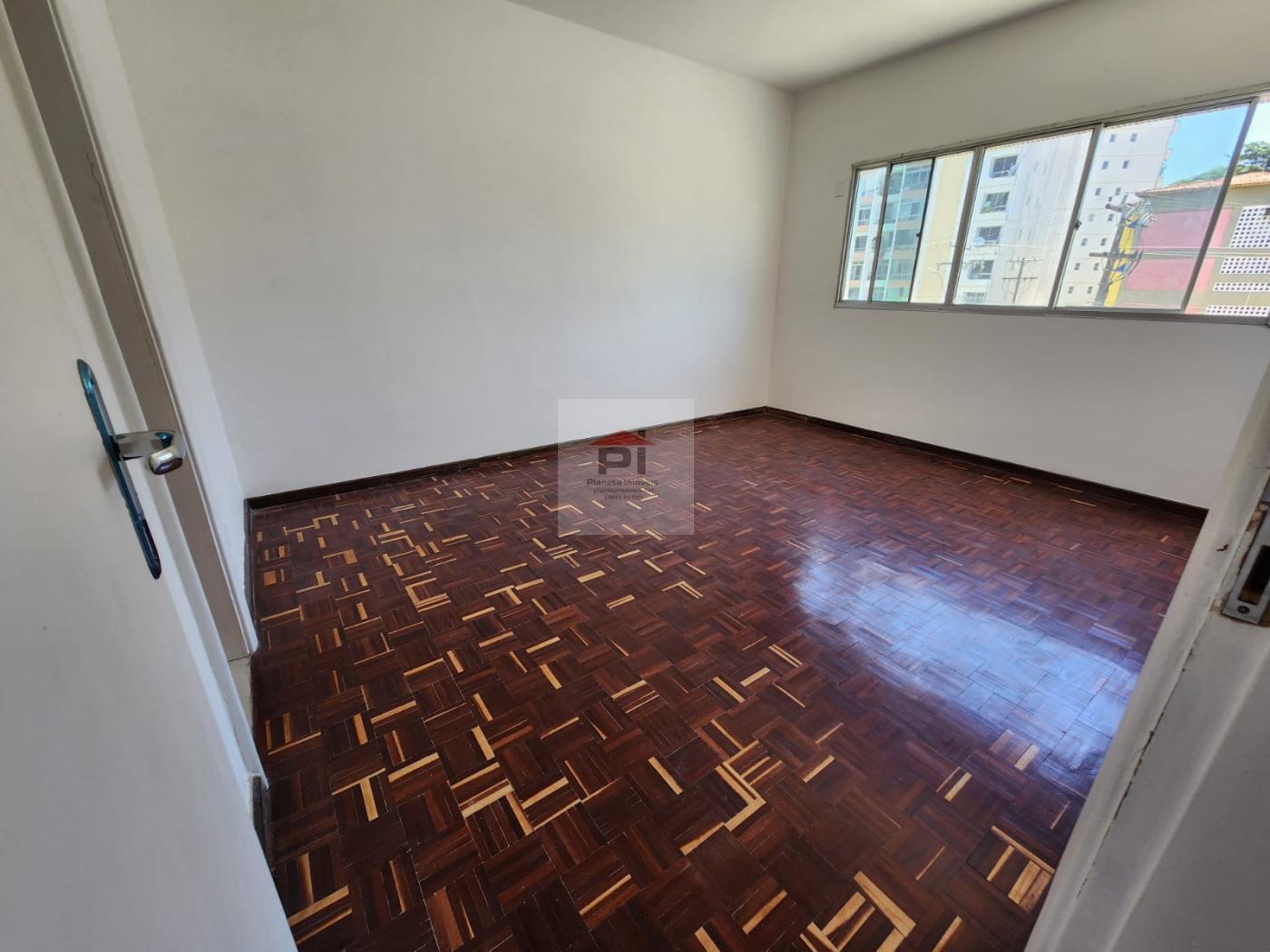 Apartamento à venda com 3 quartos, 137m² - Foto 13