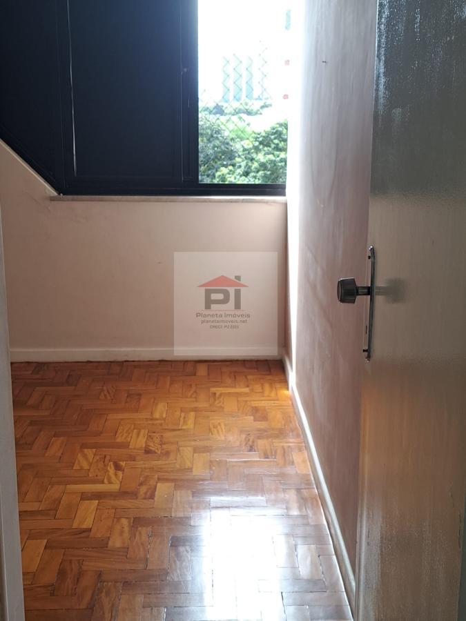 Apartamento à venda com 4 quartos, 145m² - Foto 9