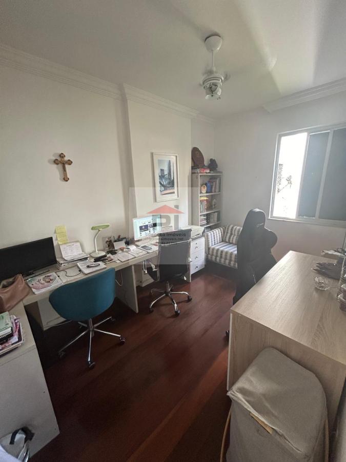 Apartamento à venda com 4 quartos, 145m² - Foto 13