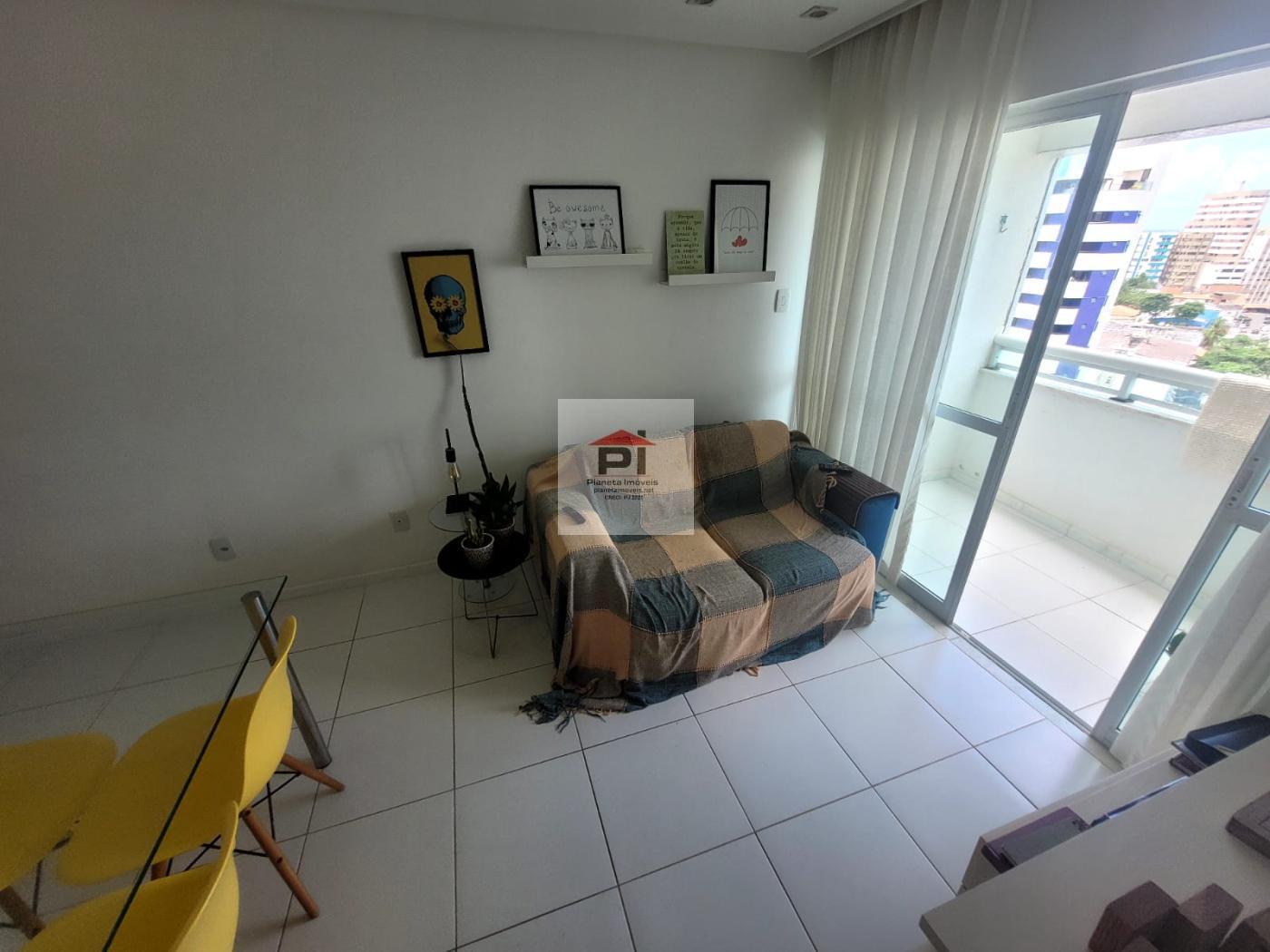 Apartamento à venda com 2 quartos, 70m² - Foto 4