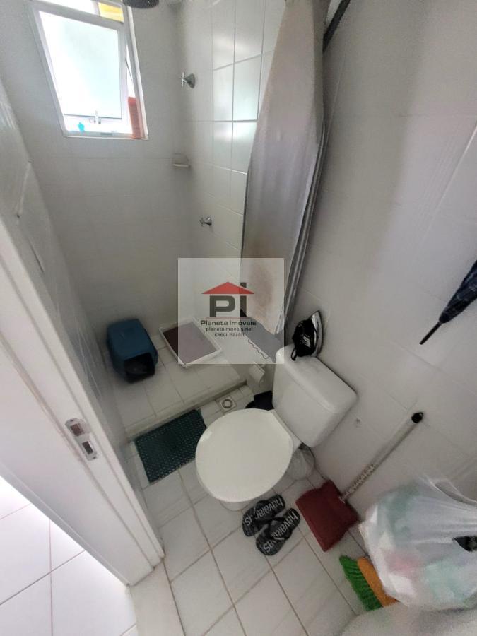 Apartamento à venda com 2 quartos, 70m² - Foto 14