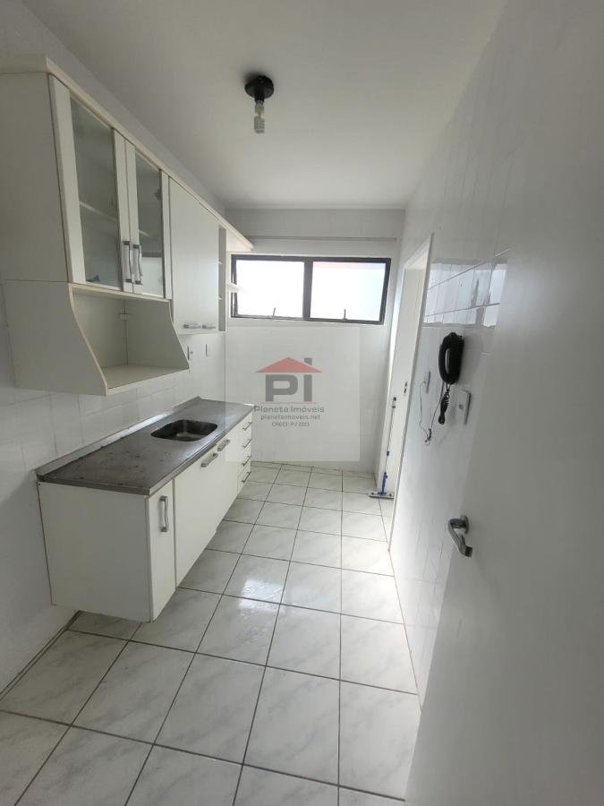 Apartamento à venda com 3 quartos, 100m² - Foto 10