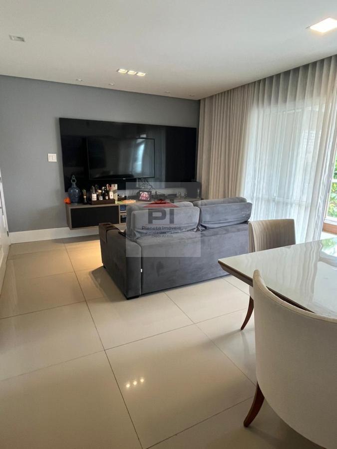 Apartamento à venda com 3 quartos, 110m² - Foto 2