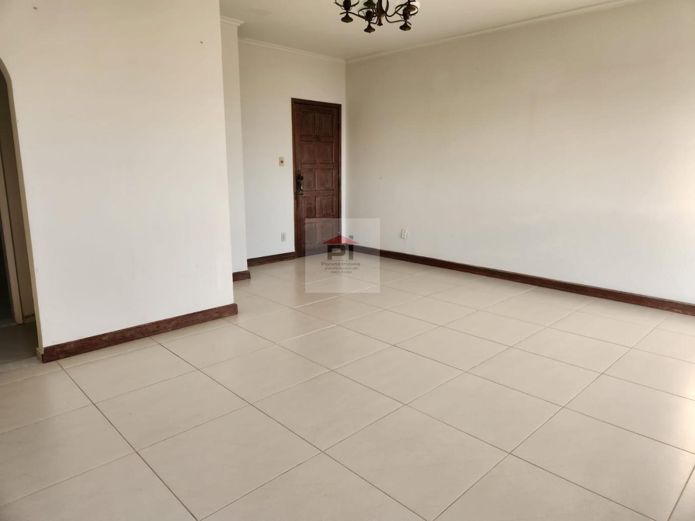 Apartamento à venda com 3 quartos, 125m² - Foto 4