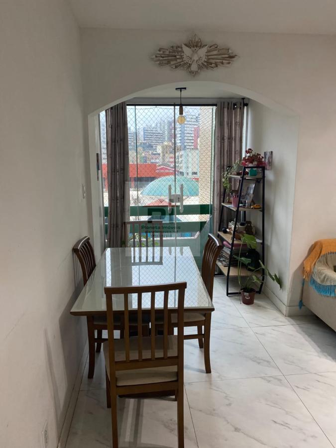 Apartamento à venda com 2 quartos, 90m² - Foto 3