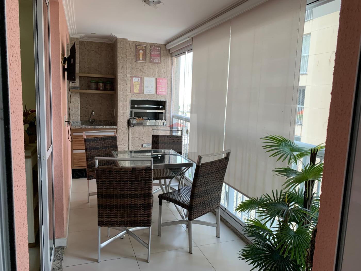 Apartamento à venda com 4 quartos, 107m² - Foto 2