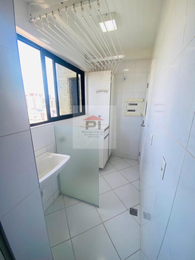 Apartamento para alugar com 3 quartos, 105m² - Foto 15