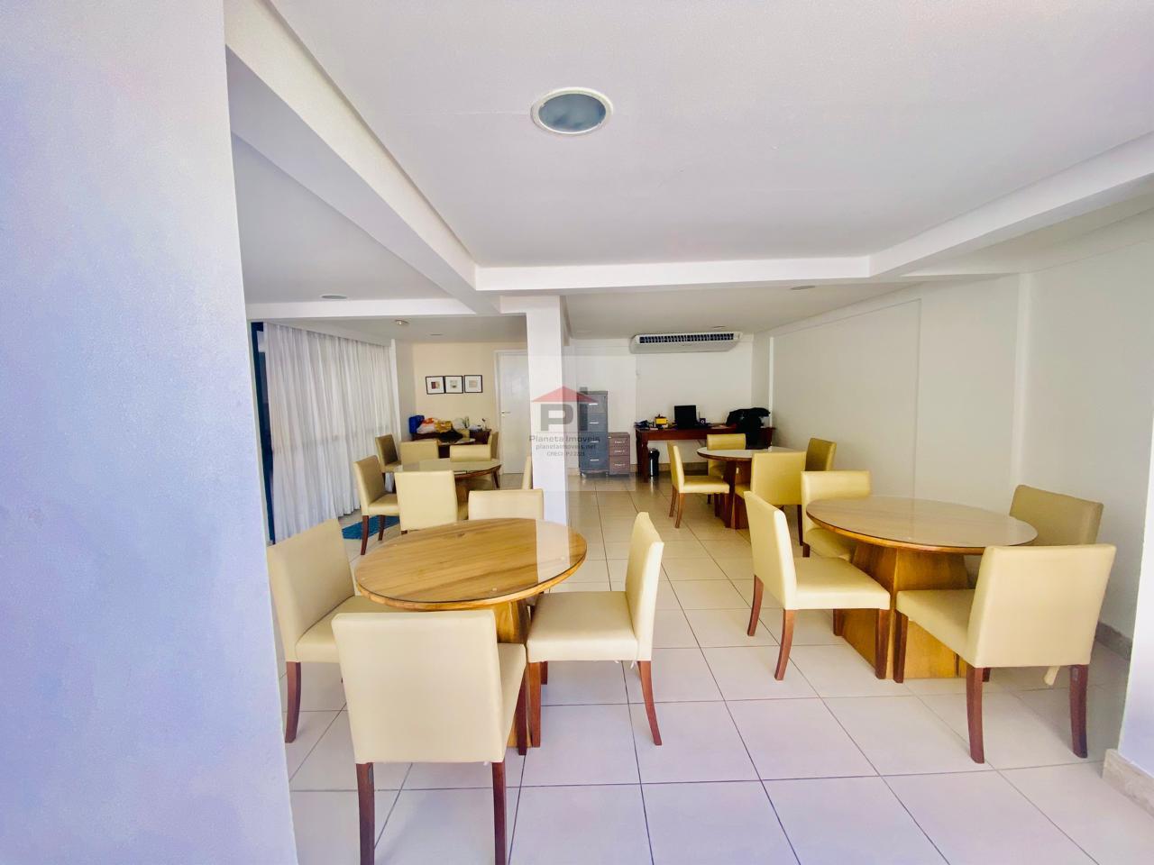 Apartamento à venda com 2 quartos, 76m² - Foto 4