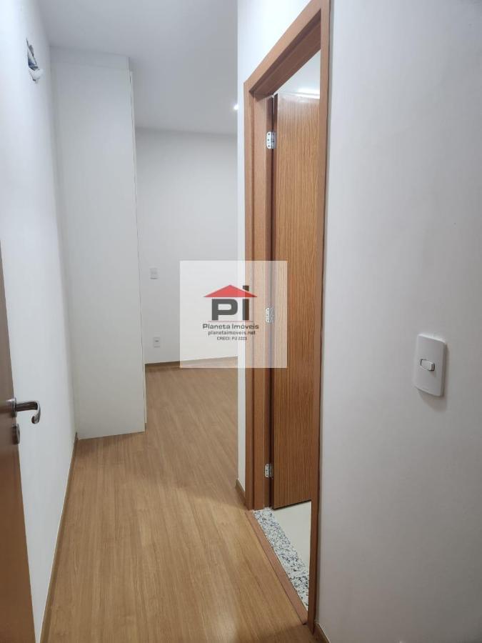 Apartamento para alugar com 2 quartos, 64m² - Foto 9