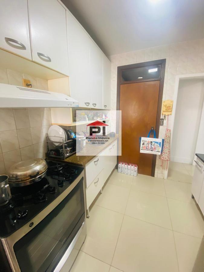 Apartamento à venda com 3 quartos, 84m² - Foto 13