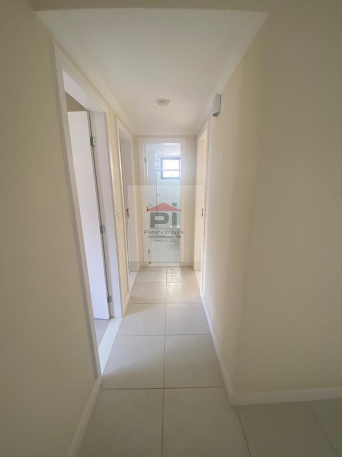 Apartamento à venda com 3 quartos, 95m² - Foto 3