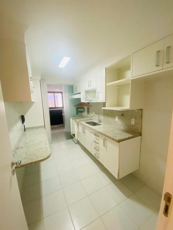 Apartamento à venda com 3 quartos, 95m² - Foto 10